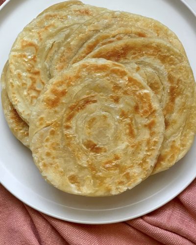 Plain prantha plate